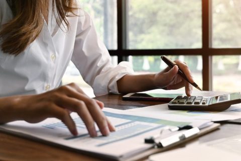 Stundensatzrechner: So kalkulierst du deinen fairen Stundensatz